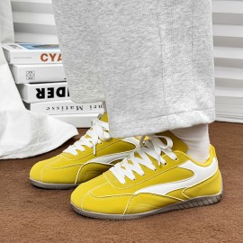 Unisex Casual Sports Shoes with a Comfortable And Soft Upper, Slip-Resistant And Durable Sole, Perfect for The Back-To-School Season, And Available in Smaller Sizes for Racing Shoes.